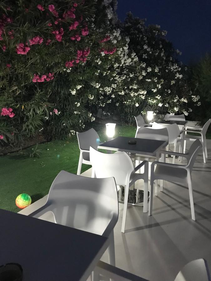 Apartmán Vicky'S Garden Kalamákion Exteriér fotografie